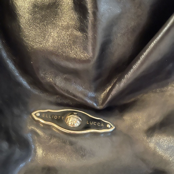 Elliott Lucca - Picture 8 of 13